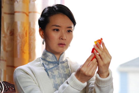 王艷復(fù)出接演《南城遺恨》老公派百萬豪車伺候